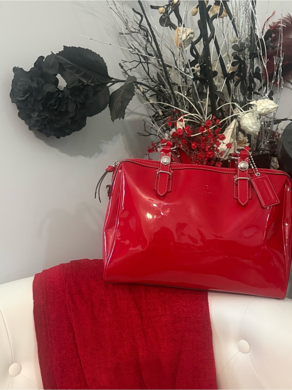 Coach Gallery Nancy Glossy Red Patent Leather Tote creed: K1282-Z24041